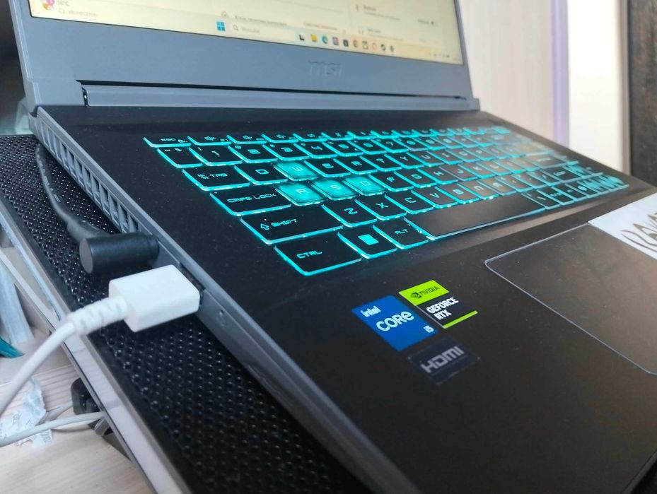 Laptop gamingowy MSI Thin 15 (RTX 3050 / 16GB / 512GB) lub zamianie za IPHONE 15 lub XBOX SERIA X