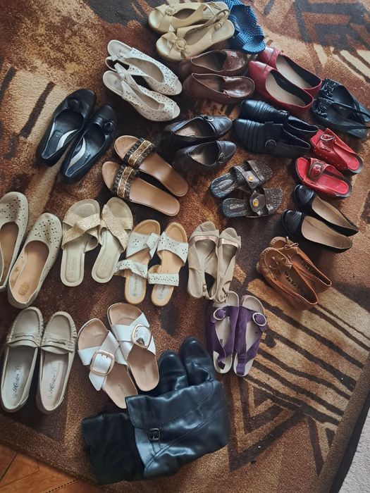 Buty damskie 22 pary