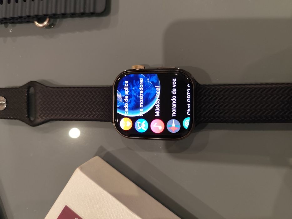 Smartwatch HK9 Pro Plus com 6 pulseiras (similar ao Apple Watch)