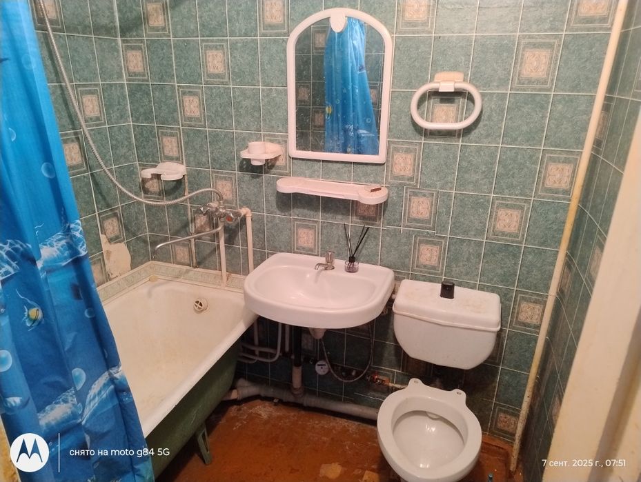 Продам квартиру. СЕРТИФИКАТ   НЕТ.