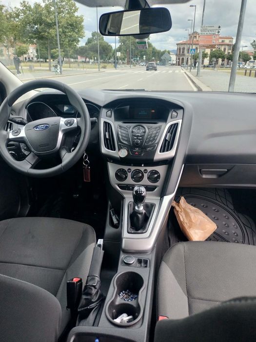 Ford Focus 1.6 TDCI 2014 - Económico - Bom estado