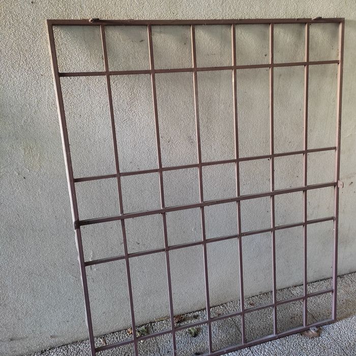 Grades em ferro (diversos usos)