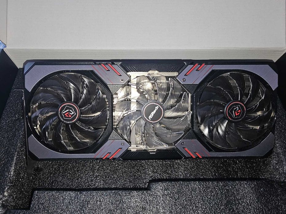 Asrock Radeon RX 6800 XT 16 GB Phantom Gaming