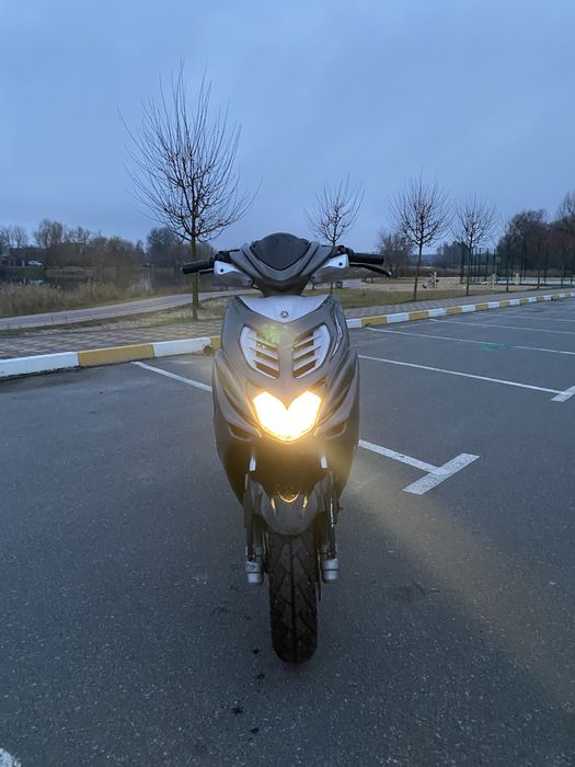 Yamaha Aerox рестайлігн, фейс лифт Minarelli long
