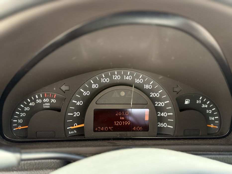 Mercedes benz C200K w203 2001