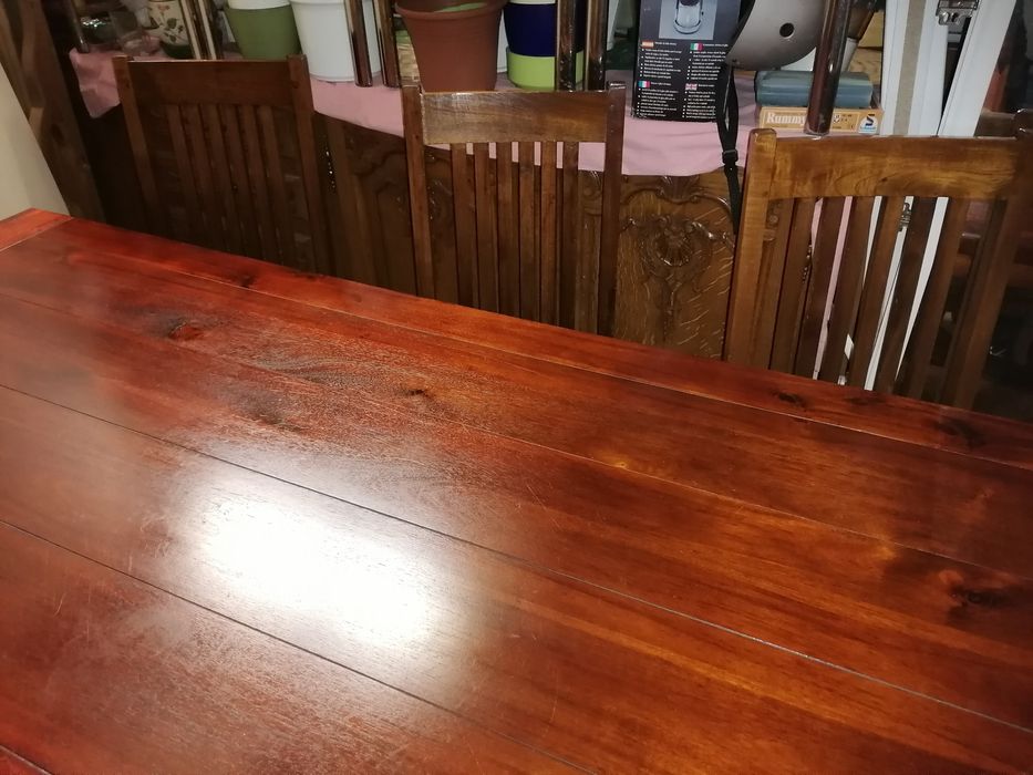 Stół +sześć krzeseł drewno tekowe