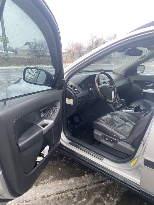 Volvo xc90 2.9Г/б 2004