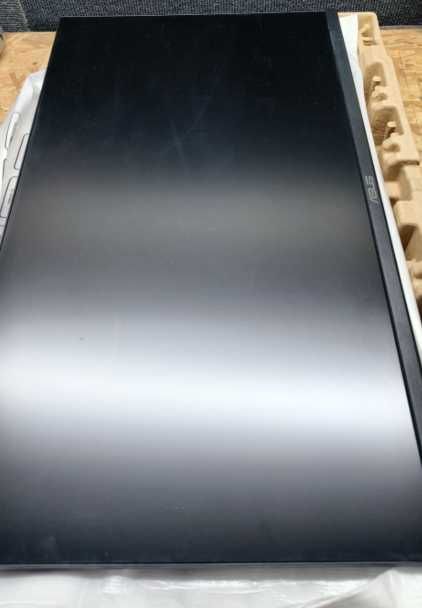 Монитор Samsung Odyssey G5 S32CG550EI.  ASUS VA279HG.