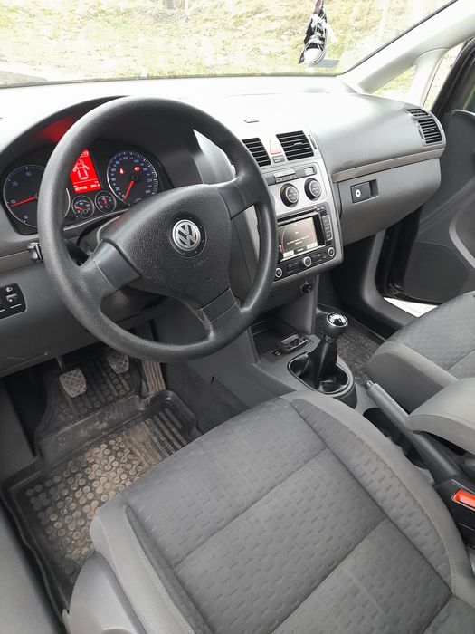 Vw touran 1,9 tdi 2009 rok bez DPF