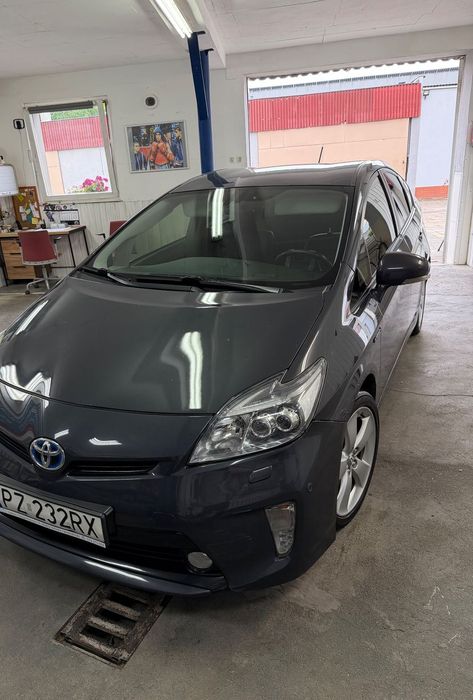 Toyota Prius Toyota Prius III 1.8 Hybrid 2012 r.