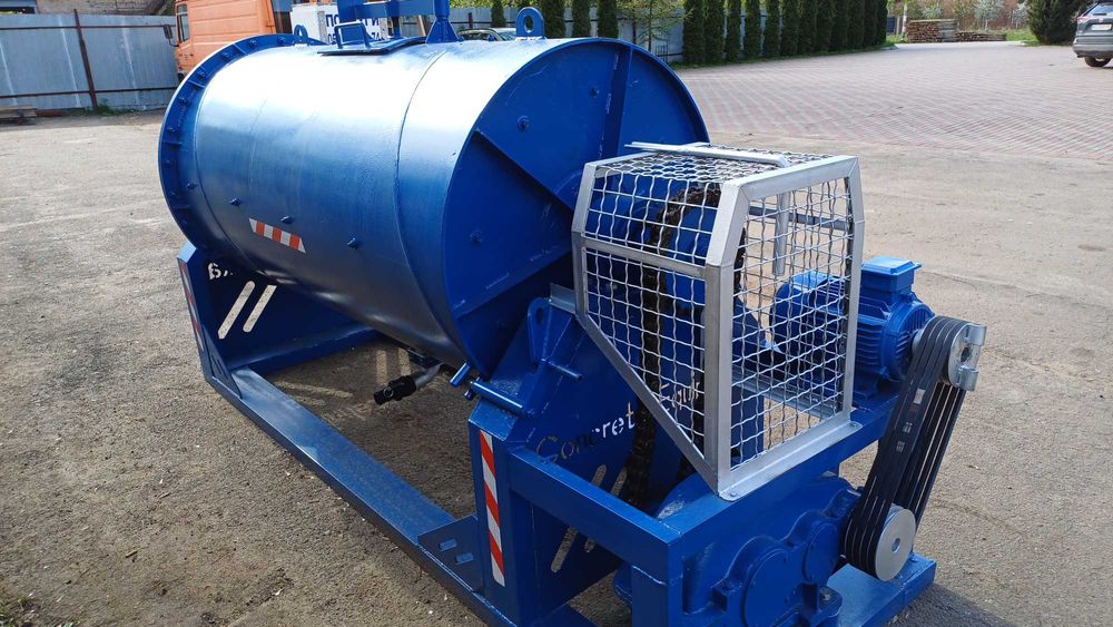 Млин  кульовий для помолу сипучих твердих  матеріалів.