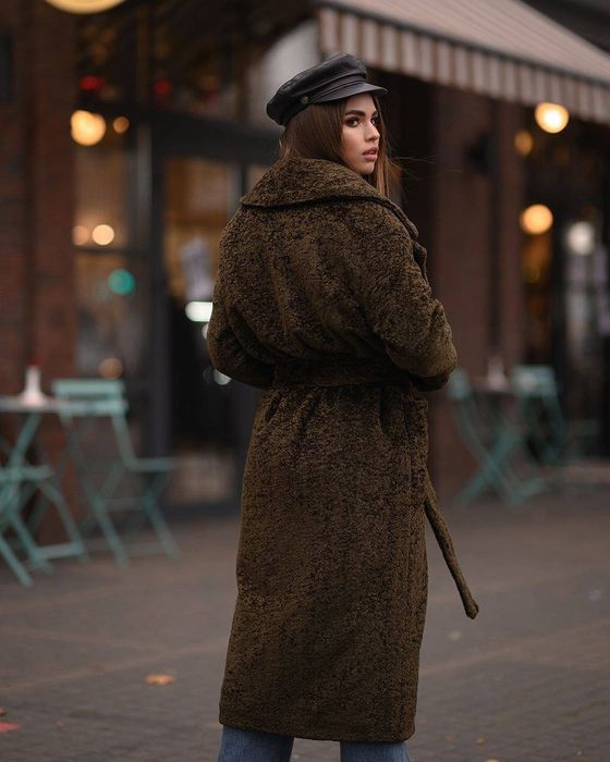 Зимове пальто каракуль