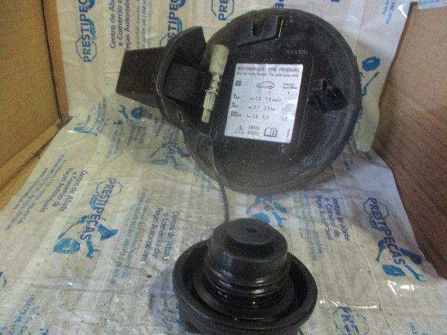 Tampa depósito combustível OPEL Corsa D