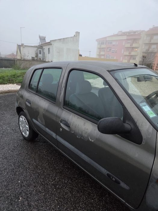 Renault clio 1.2  muito bom preco