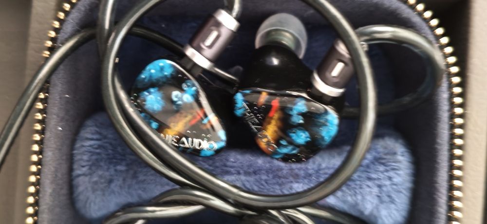 ThieAudio Origin 1DD+4BA+2EST+1BC