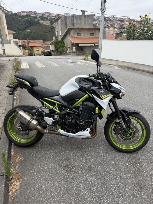 Kawasaki z900 akrapovic + extras
