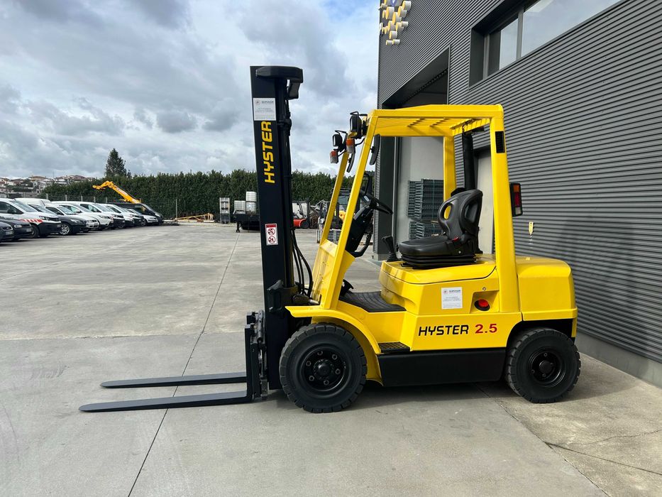Empilhador Hyster 2500 Kgs Diesel
