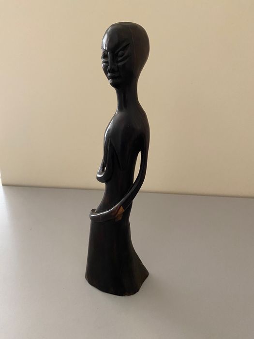 Escultura em madeira, origem Moçambique