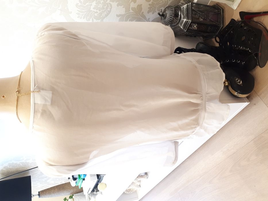 Piękna firmowa biała mgiełka boho style haft