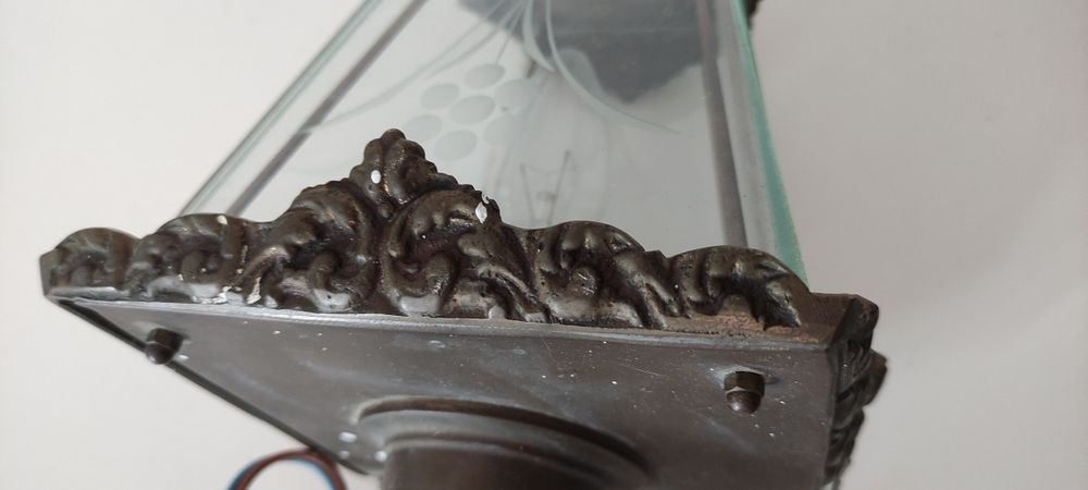Antique Lamp429128794884034563