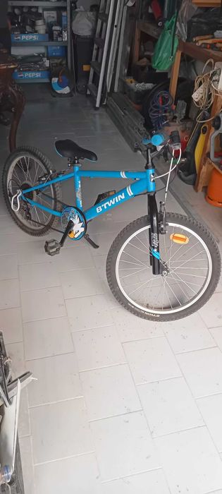 Vendo bicicleta práticamente nova