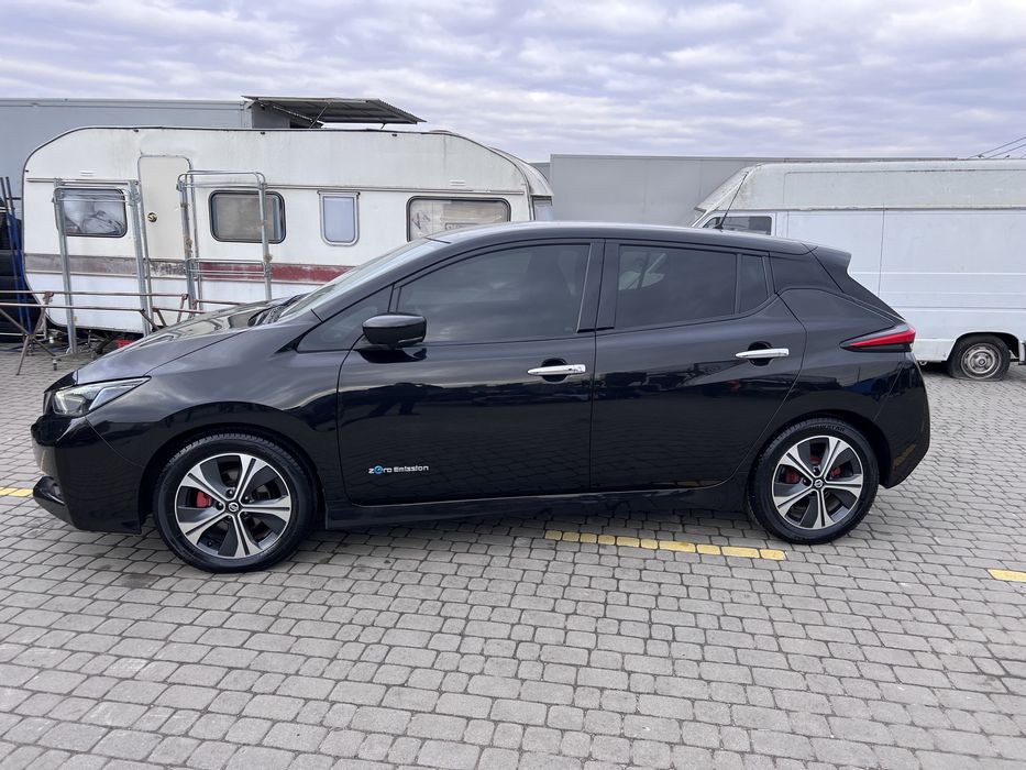 Нісан Ліф 2019 рік 40 кіловат запас 250 км