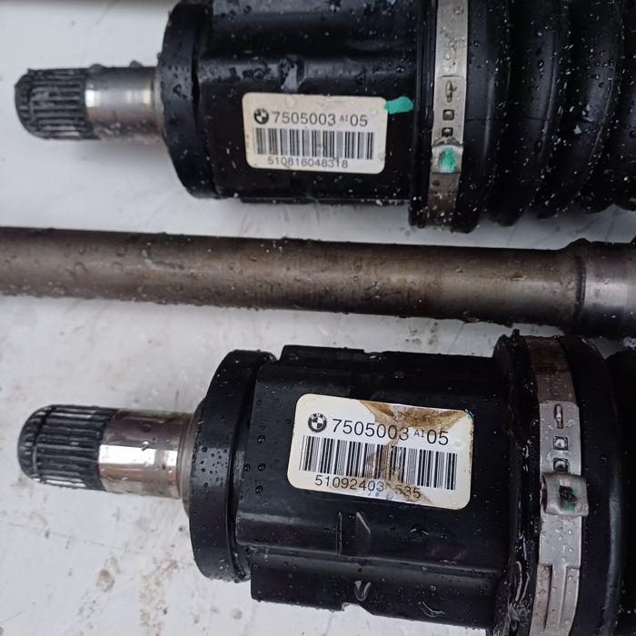 Полуось передня bmw x5 e53 піввісь передня шрус наружній бмв х5 е53