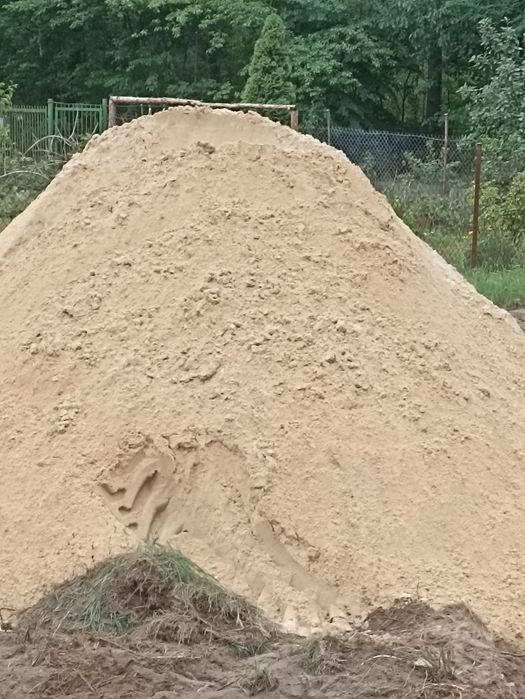 Piach zasypowy wiślany czarnoziem beton kruszony prace ziemne