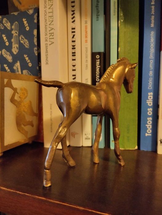 Pequeno cavalinho decorativo