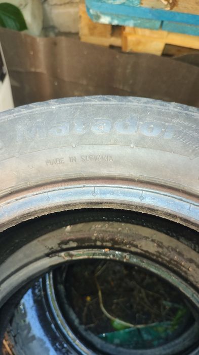 Продам шини розмір 15 і 14 є