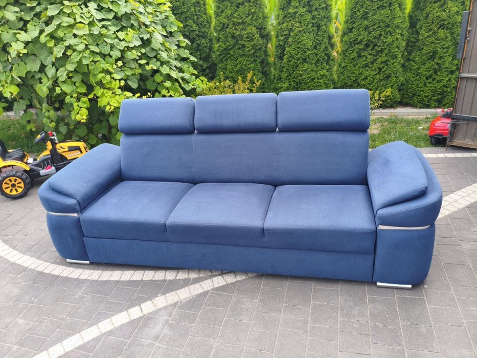 Sofa trzyosobowa z funkcją spania