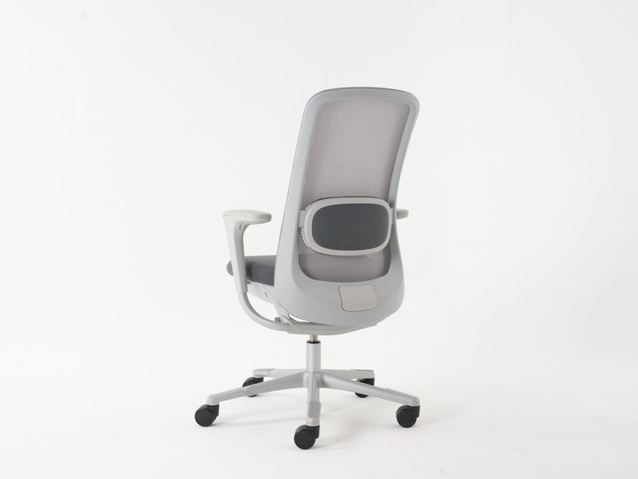 Cadeira operativa da Häg modelo SoFi mesh 7500