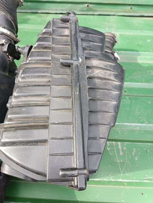 Корпус повітряного фільтра Land Rover Sport 2010-2013 ,5.0бенз за шт