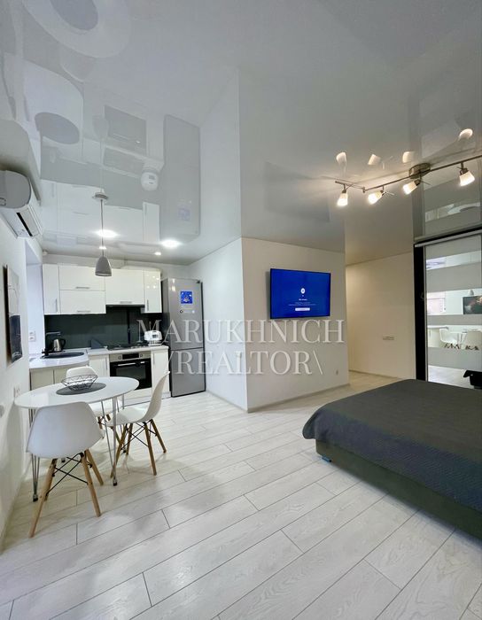 Продам! 1 к квартира вул. Січевих Стрільців (Артема) Поля Центр