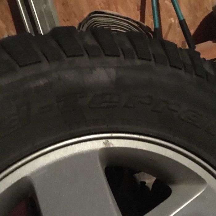 Wrangler felgi   Plus opony