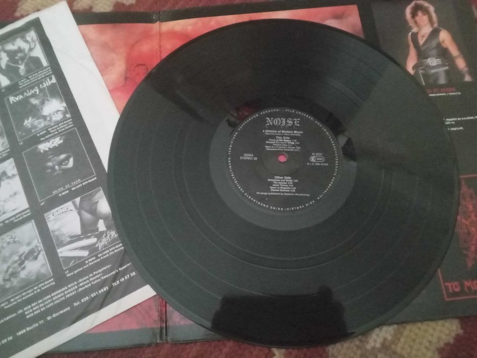 Celtic Frost - " To Mega Therion " ,,, Lp ( N0031 )