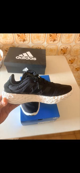 Tenis adidas Zponge