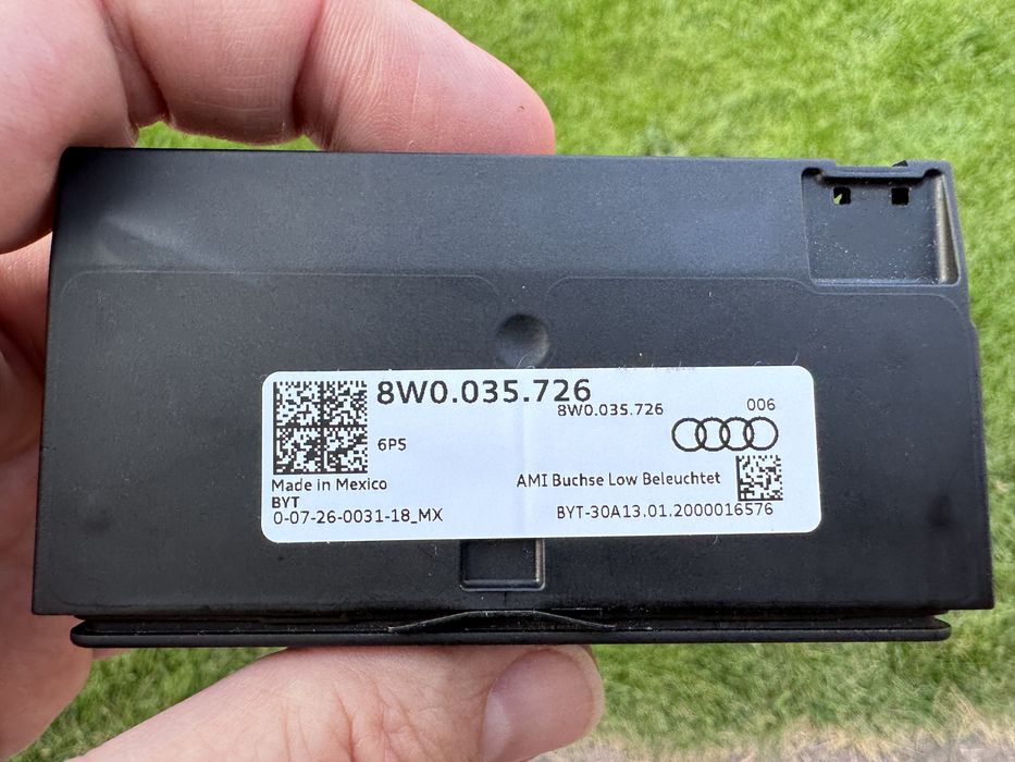 Gniazdo USB Audi Q5 2020
