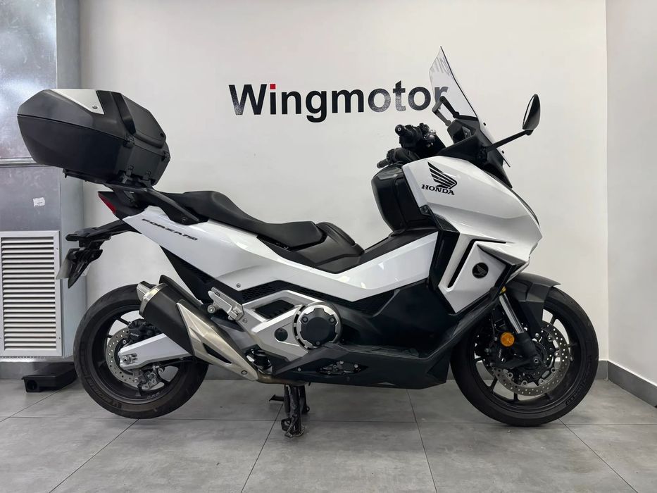 Honda Forza 750