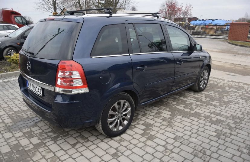 Opel Zafira 2011 1.8  ГБО