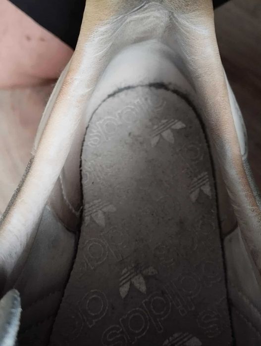 Adidas Broomfield size 42