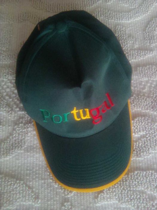 Bonés, Caps, Chapéus com pala, Gorro com guizos  -> NOVOS