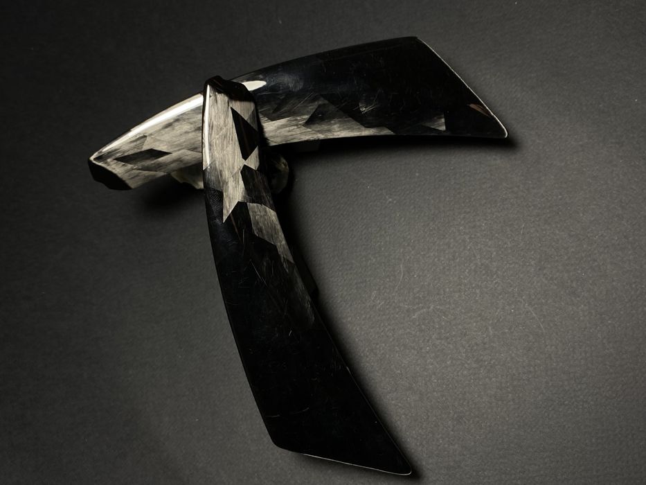 Ламінація з карбону