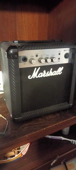 Amplificador Marshall mg10cf