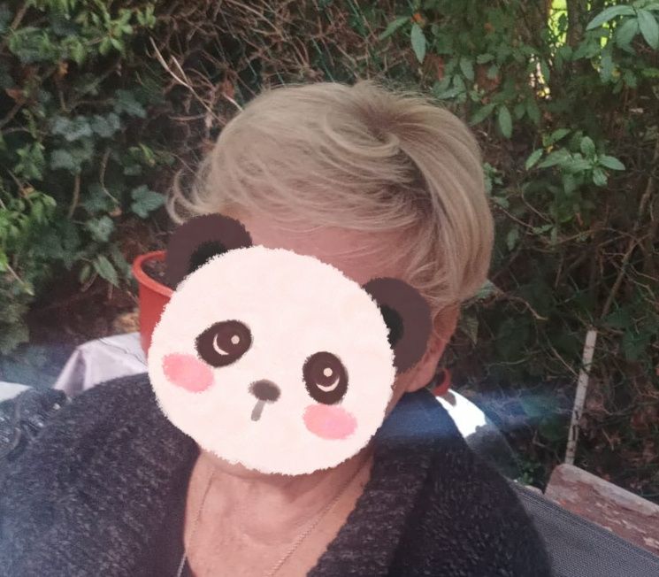 Toper krótki light blonde włosy syntetyczno-termiczne