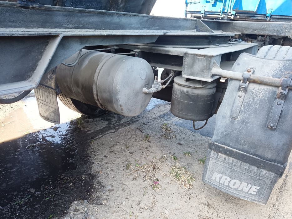 Przyczepa dwustronny wywrot