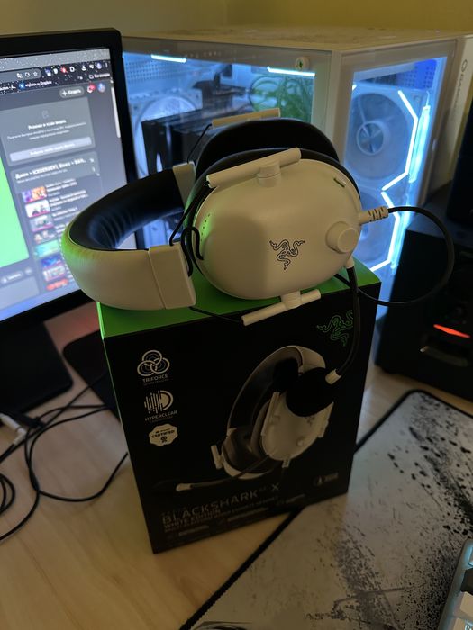 Продаю оригінальну ігрову гарнітуру Razer BlackShark V5 X