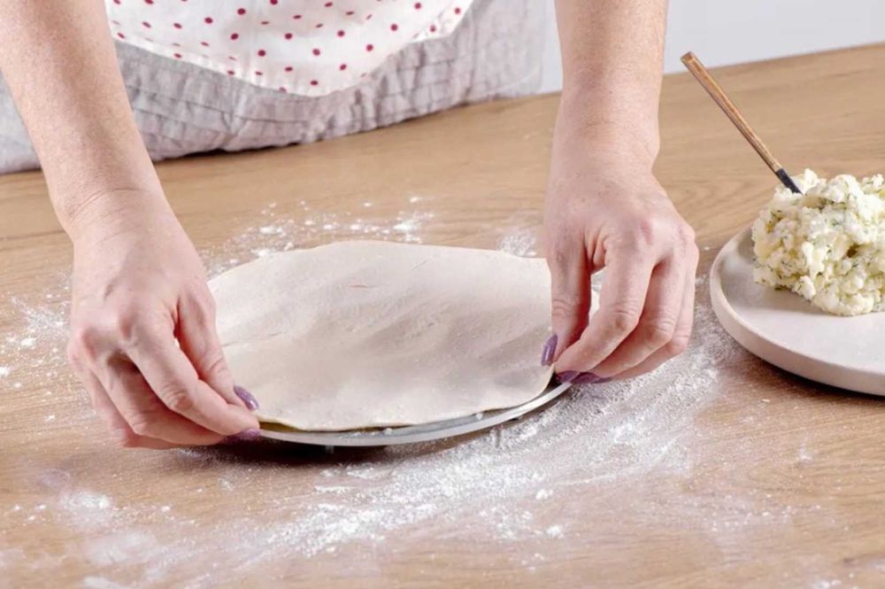 Forma stalowa na pierogi PIEROŻNICA DO PIEROGÓW uszek WYKROJNIK