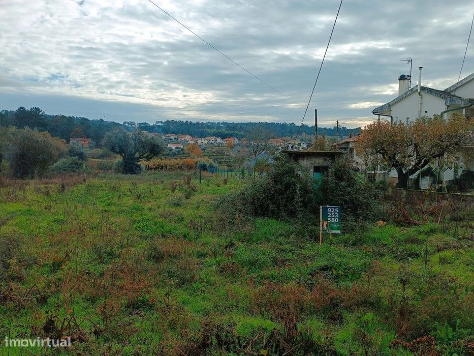 Terreno urbano em Moreira - Nelas