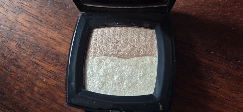 Rozświetlacz Chanel